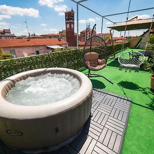 Appartement Spazioso Con Terrazzo Navigli , Bocconi, Milan