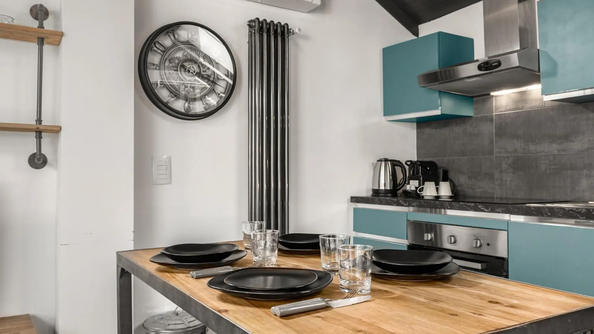 Apartamento Tortona Metro 200M - Charming Attic - Wifi Milán